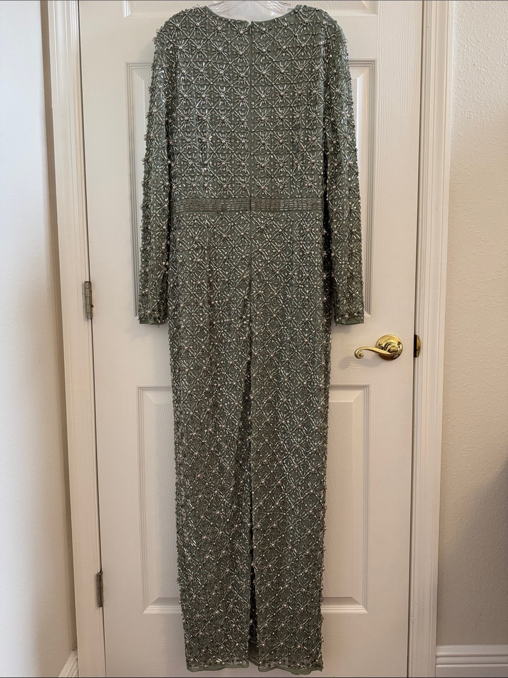 Mac Duggal 93827 Green Long Sleeve High Neck Beaded Gown Size 14 NWT - Picture 5 of 11